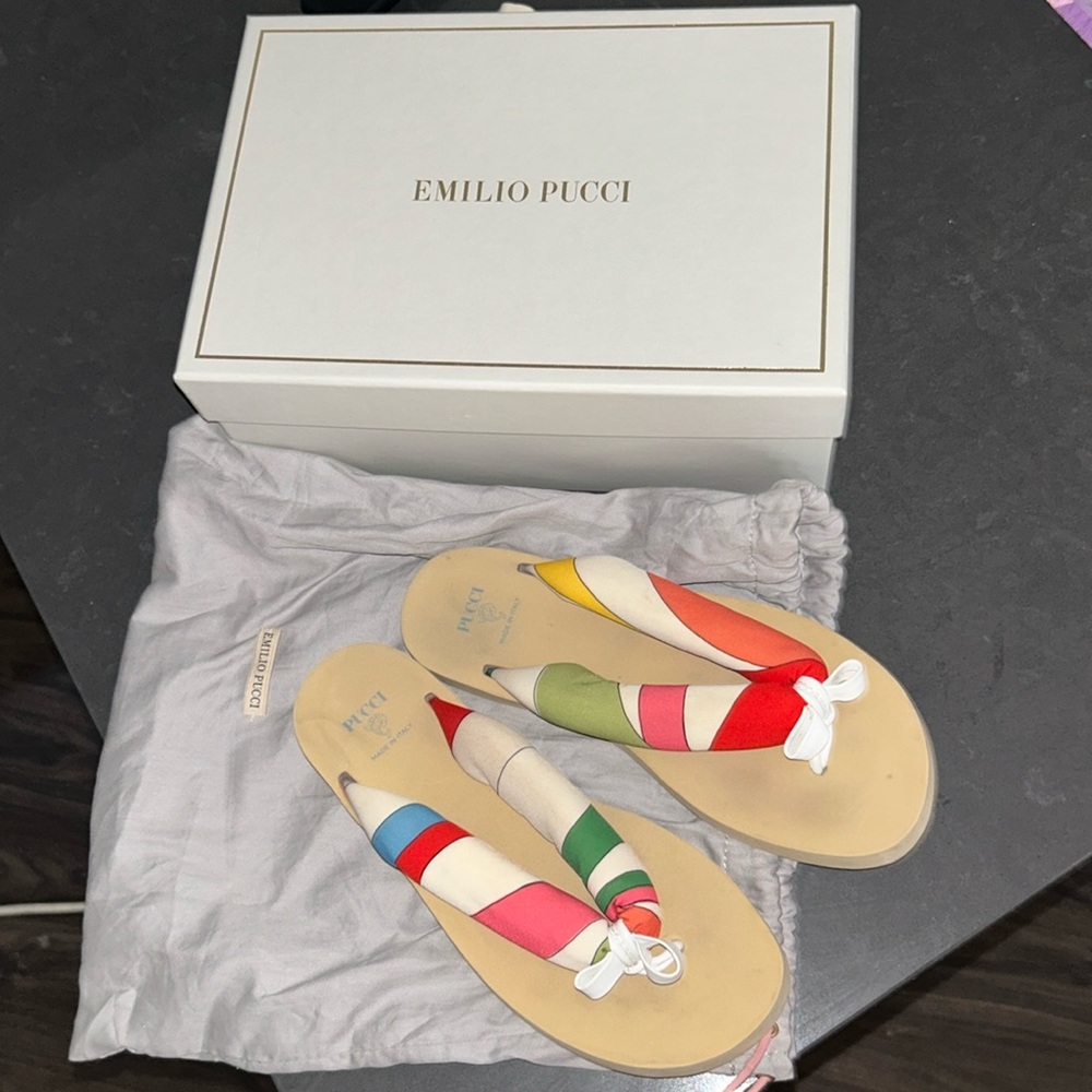 Emilio Pucci kids flip flops size 34 worn once.
